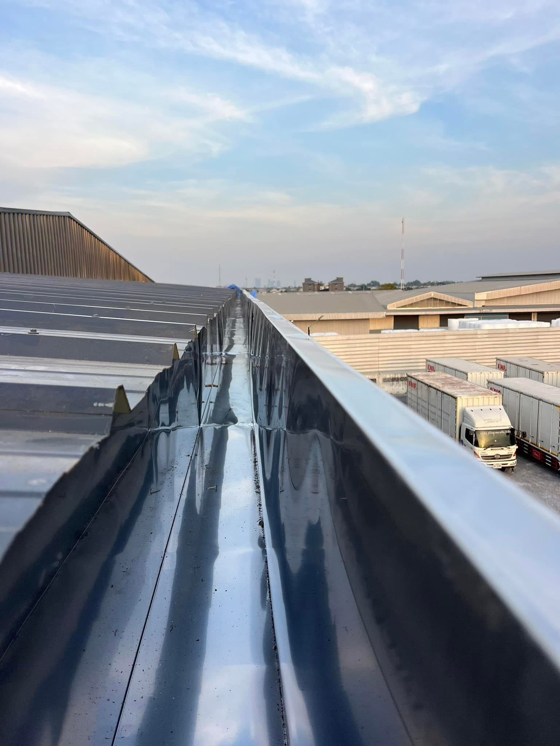 54 - https://รับติดตั้งรางน้ําฝนทุกชนิด.com | รุธเจริญรางน้ำฝน รับติดตั้งรางน้ำฝนสแตนเลส ไวนิล สังกะสี ครบวงจร ออกแบบ ผลิต ซ่อมแซม รางพับ รางซ่อน ในกรุงเทพฯ นนทบุรี ปทุมธานี ประเมินฟรี